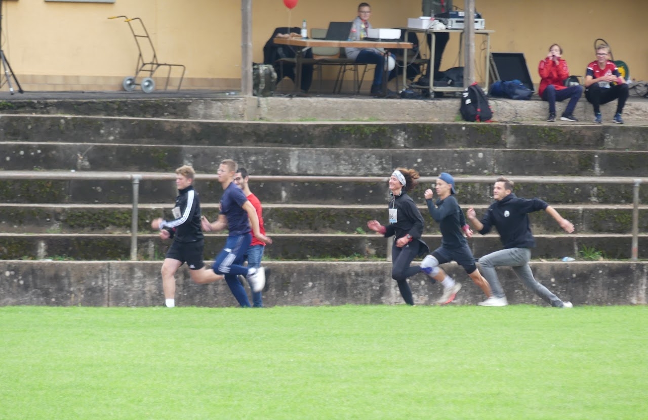 Bild vom 13. Benefizlauf im Jahr 2022. Dies ist das 360. Bild.